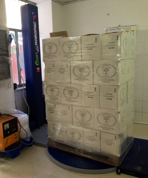 Eco Iov.JPG Fasciapallet Ecoplat - Azienda vinicola - Scisciano (NA)